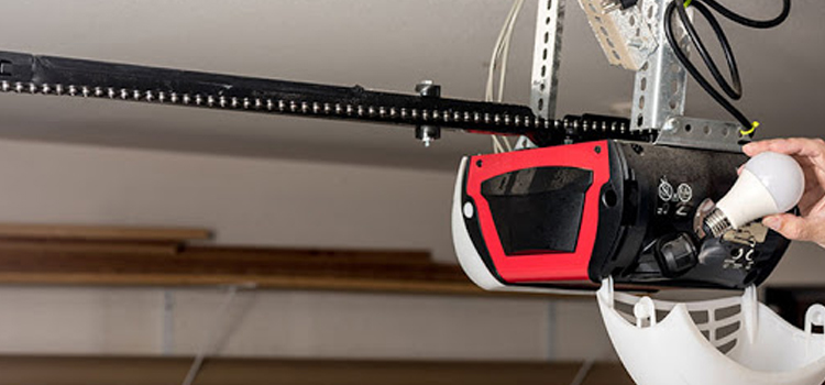 automatic garage door opener repair in Town 'n' Country