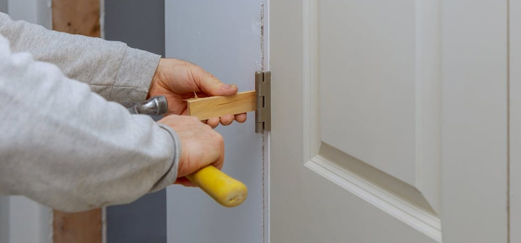 fiberglass entry door repair in Town 'n' Country